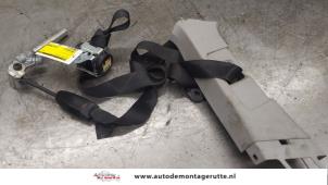 O173546 Gebruikte veiligheidsgordel links-voor Opel Corsa
