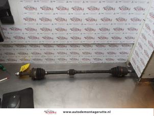 O173558 Gebruikte steekas rechts-voor Chevrolet Spark