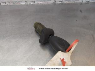 O173589 Gebruikte deurslot cilinder links Renault Modus