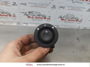 O173593 Gebruikte schakelaar spiegel Renault Modus