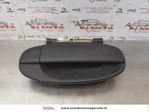 O173647 Gebruikte portiergreep 4deurs rechts-achter Chevrolet Kalos