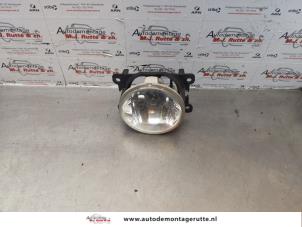 O173703 Gebruikte mistlamp links-voor Peugeot 208