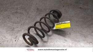 O173722 Gebruikte schroefveer achter Volkswagen Beetle