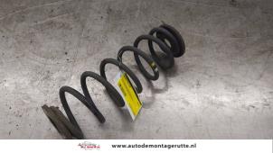 O173724 Gebruikte veerschroef achter Volkswagen Golf