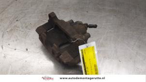 O173743 Gebruikte remklauw (tang) rechts-voor Volkswagen Caddy