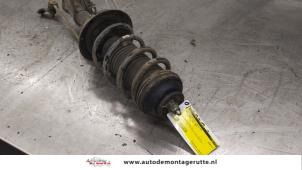 O173762 Gebruikte mac phersonpoot links-voor Opel Corsa