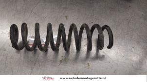 O173857 Gebruikte veerschroef achter BMW 1-Serie