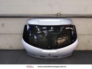 O173883 Gebruikte achterklep Peugeot 208