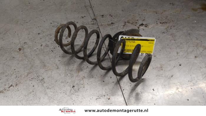 Gebruikte Veerschroef achter Mazda 2. O173975