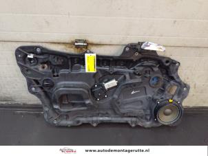 O174005 Gebruikte raammechaniek 2deurs links-voor Lancia Y(Psilon)