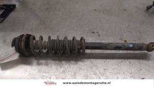 O174012 Gebruikte schokbrekerpoot links-achter Ford KA
