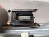 Gebruikte Raammechaniek 4Deurs links-voor Peugeot 208 O174041