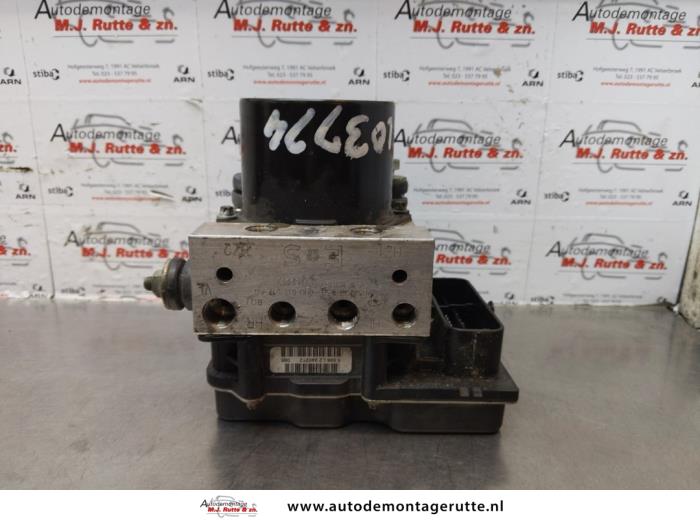 Gebruikte ABS Pomp Skoda Fabia O174054