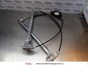 O174057 Gebruikte ruitmechaniek 2deurs rechts-voor Ford Fiesta