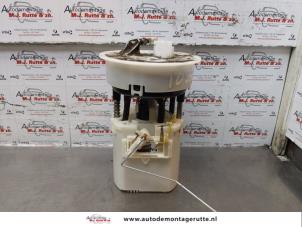 O174078 Gebruikte tank element pomp Mazda 2.