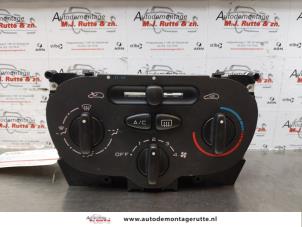 O174137 Gebruikte chaufage bedieningspaneel Peugeot 206