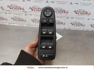 O174141 Gebruikte combischakelaar ramen Citroen C4 Picasso