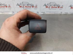 O174263 Gebruikte paniekverlichtings schakelaar Hyundai Santafe