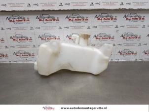 O174294 Gebruikte koelvloeistof reservoir Nissan Micra