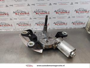 O174410 Gebruikte ruitenwissermotor achter Volkswagen Golf