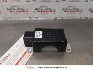 O174418 Gebruikte antenne versterker Volkswagen Golf