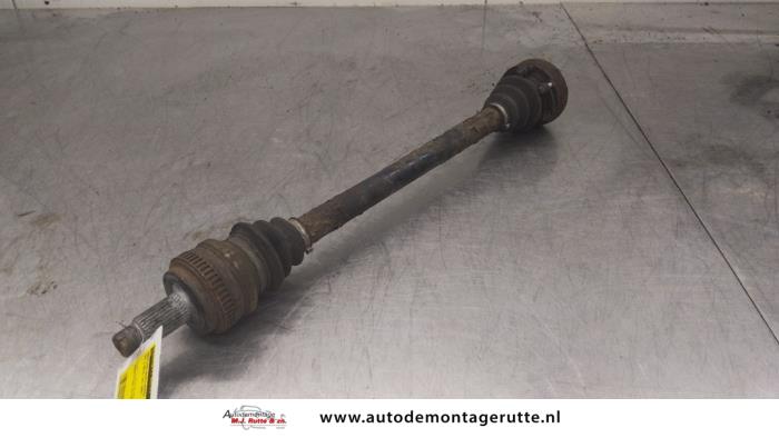 Gebruikte Aandrijfas rechts-achter BMW 3-Serie O174436