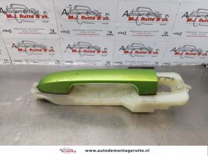 O174450 Gebruikte portiergreep 2deurs links Hyundai I20