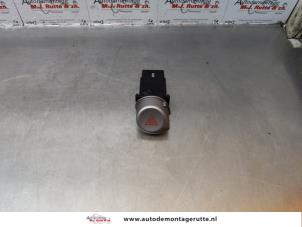 O174475 Gebruikte gevarenlicht schakelaar Hyundai I20