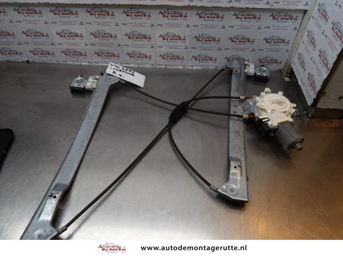 Gebruikte Raammechaniek 4Deurs rechts-voor Smart Forfour O174515