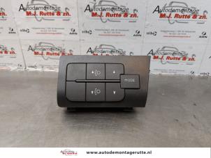 O174585 Gebruikte schakelaar koplamp ihv Fiat Ducato