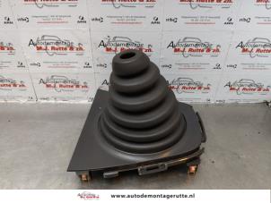 O174609 Gebruikte versnellingspookhoes Opel Agila