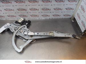 O174656 Gebruikte raammechaniek 2deurs rechts-voor Opel Corsa