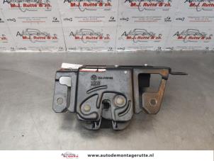 O174682 Gebruikte achterklep slotmechaniek BMW 3-Serie