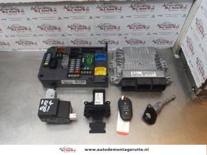 O174717 Gebruikte kontaktslot + computer Citroen C4 Picasso