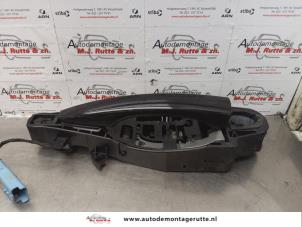 O174720 Gebruikte deurgreep 4deurs links-voor Citroen C4 Picasso