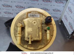 Tank element Pomp van een Citroën C4 Picasso (3D/3E) 1.6 e-Hdi, BlueHDi 115 2013