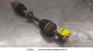 O174792 Gebruikte aandrijfas links-voor Honda Stream