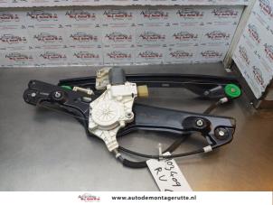 O174806 Gebruikte ruitmechaniek 4deurs rechts-voor BMW 3-Serie