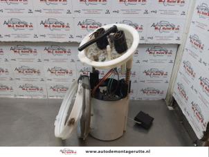 O174825 Gebruikte tank element pomp BMW 3-Serie