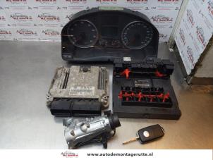O174969 Gebruikte kontaktslot + computer Volkswagen Golf
