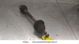 O175018 Gebruikte cardanas links-voor (vwa) Ford Focus