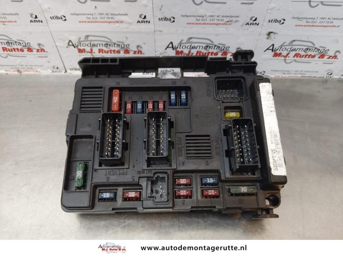 Gebruikte Zekeringkast Peugeot 206 O175050