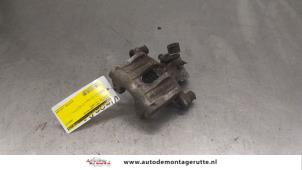 O175205 Gebruikte remklauw (tang) links-achter Volvo V50