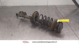O175216 Gebruikte mac phersonpoot rechts-voor Suzuki Swift