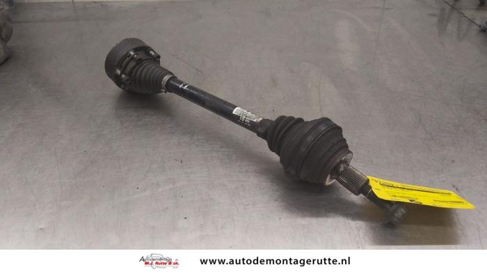 Gebruikte Homokineetas links-voor Volkswagen Golf O175233