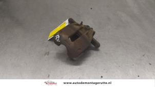 O175243 Gebruikte remklauw (tang) rechts-voor Nissan Note