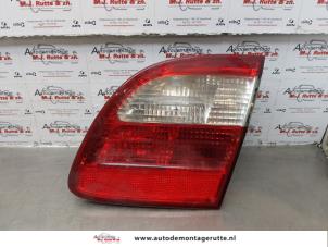 O175251 Gebruikte achterlicht rechts Mercedes E-Klasse