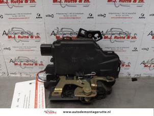 O175265 Gebruikte portierslot mechaniek 4deurs links-achter Seat Toledo