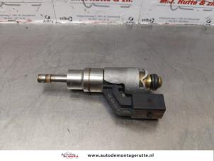 O175299 Gebruikte injector (benzine injectie) Volkswagen Golf