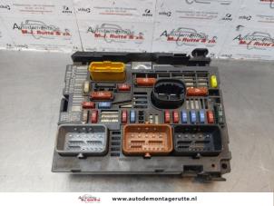 O175305 Gebruikte zekeringkast Citroen C4 Grand Picasso